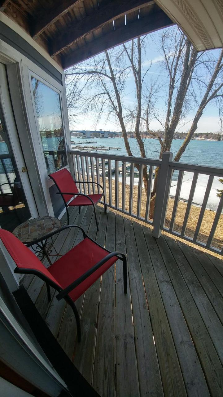 Snug Harbor Inn Sturgeon Bay Exteriér fotografie